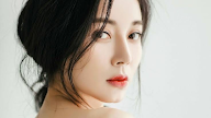 BIODATA LIU MIN