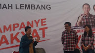 Ngakak!! Semangatnya Abang Negara, Teriak Pilih Nomor 2 Tapi Acungkan 3 Jari