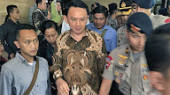 Pantang Menyerah,Usai Bersidang Ahok Langsung Blusukan