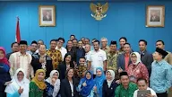 Mendikbud Nadiem Mendengar