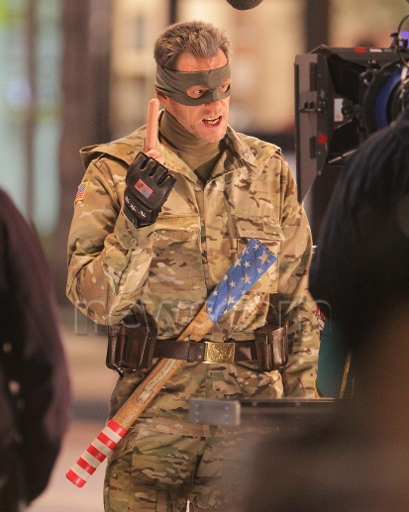 Se Muestra A Jim Carrey Como El Coronel Stars En Kick Ass Balls To