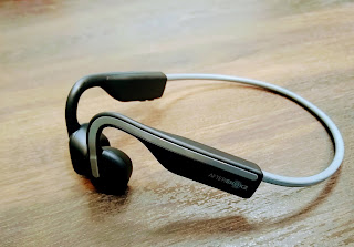 AfterShokz 骨伝導イヤホン