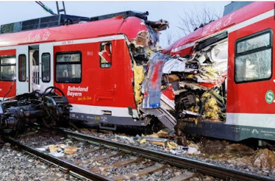 Dua kereta komuter adu banteng di jerman, satu orang tewas