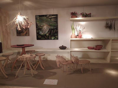 artesanato; artesão; feira; Ariano Suassuana; Movimento Armorial; madeira; luminária; Janete Costa;