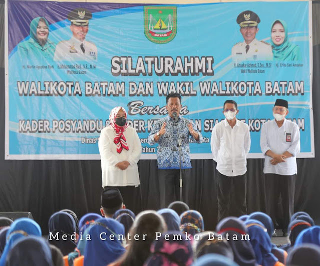 Rudi-Amsakar Silaturahmi dengan Kader Posyandu dan Kader Kelurahan Siaga Sagulung