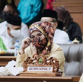 Dewan Komisi III Ade Erma Suryani Resmi Di Lantik Menjadi Ketua DPC KPPI Muaro Jambi