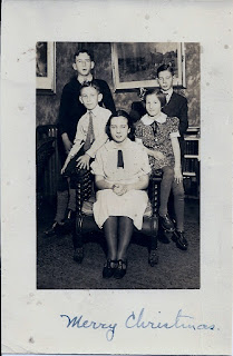 Wright Family Christmas Photo, abt 1936