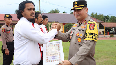 Ungkap Temuan Ladang Ganja, 7 Personel Polres Aceh Utara Terima Piagam Penghargaan 