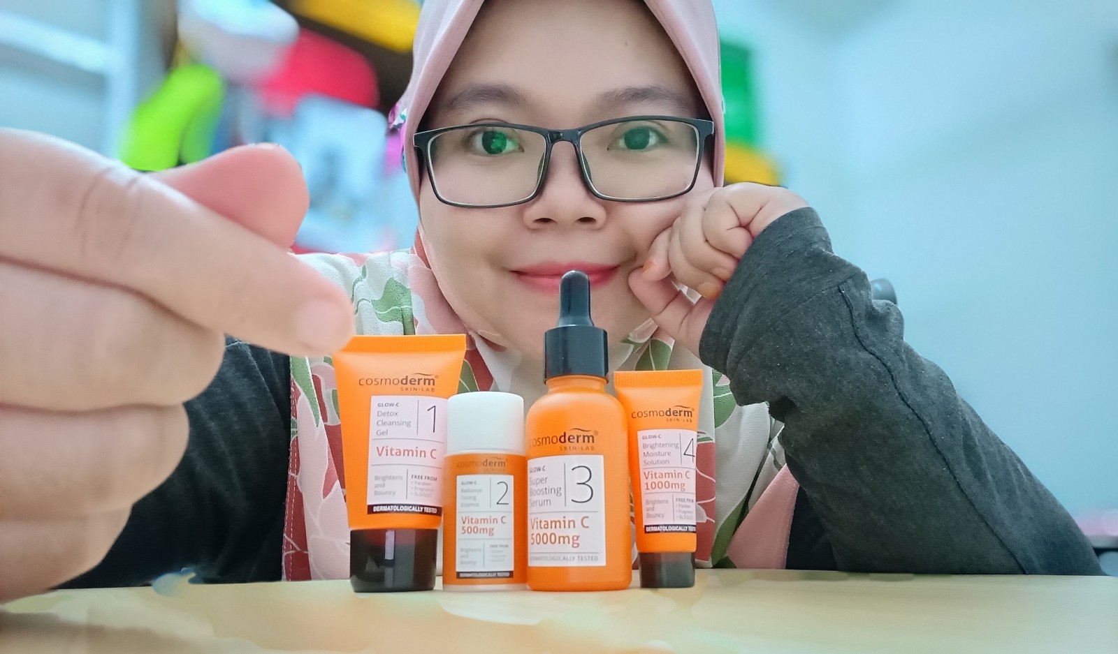 Rangkaian Cosmoderm Glow-C Dapat Membantu Masalah Kulit Kusam, Letih dan Tak Bermaya