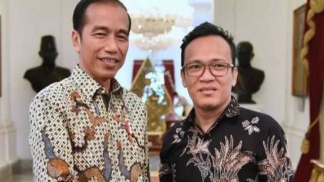 Joman: Jokowi Dukung Prabowo karena Ingin Penuhi Perjanjian Batu Tulis yang Tak Dibayar Megawati