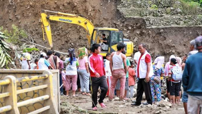 Respons Cepat Pemerintah Simalungun: Jembatan Sementara Dibangun Setelah Longsor di Haranggaol Horisan