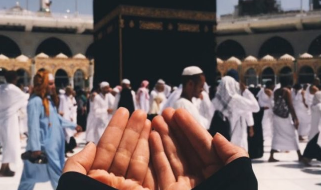 Maksud Mimpi Tentang Mekah, Pergi Umrah Atau Haji Menurut Islam