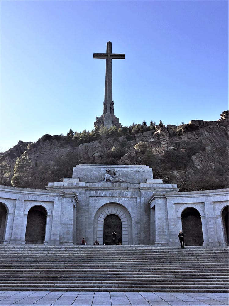 Dov'è sepolto francisco franco