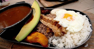 gastronomia bandeja colombia