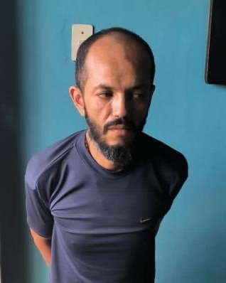 El Salvador: Atrapan a alias «Alfa», peligroso gatillero fue detenido con $176 dólares y marihuana
