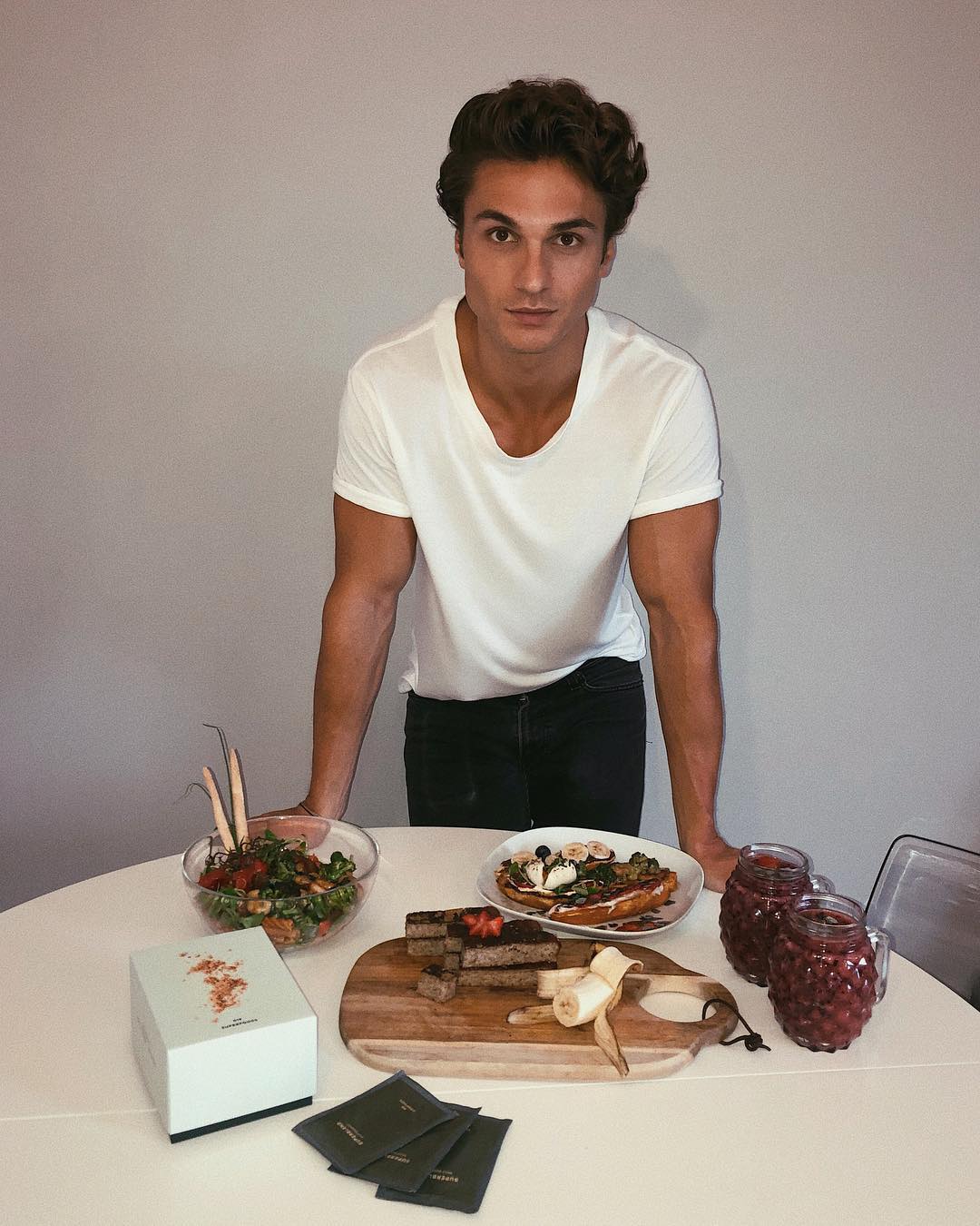 hot-guys-eating-food-model