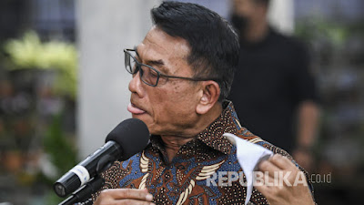 Rugikan Jokowi dan Sering Blunder, Ubedilah Badrun: Moeldoko Harus Direshuffle, Jika Tidak Ini yang Terjadi 