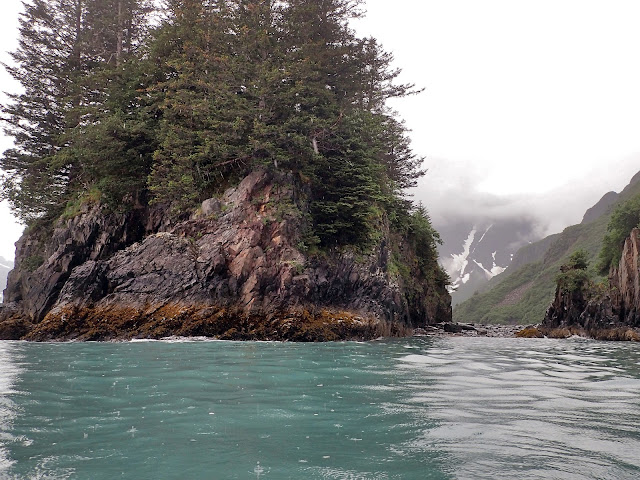 image of coastline outside of Seward Alaska.