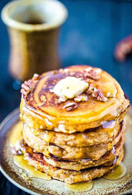 Flourless Pumpkin Pancakes