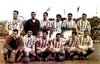 REAL VALLADOLID DEPORTIVO. Temporada 1956-57 - Tini, Saso, Badenes, Matito, Lesmes I, Murillo; Benegas, Cerdán, Gallet, Pontoni, Rodríguez II y José Luis. REAL VALLADOLID DEPORTIVO 3 REAL MADRID C. F. 3 Domingo 27/01/1957. Campeonato de Liga de 1ª División, jornada 20. Valladolid, estadio Municipal José Zorrilla.