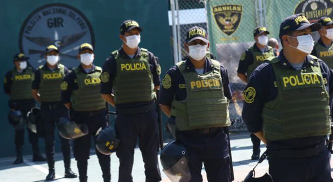 Policías en Trujillo