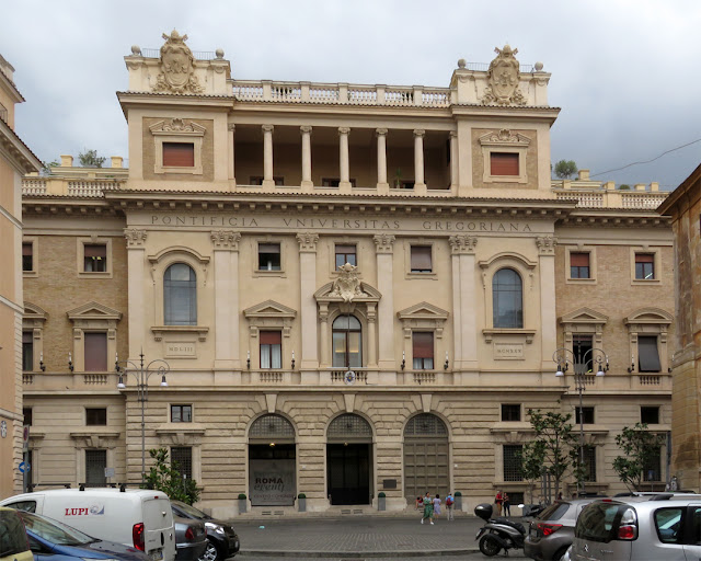 Pontificia Università Gregoriana (Pontifical Gregorian University), Piazza della Pilotta, Rome