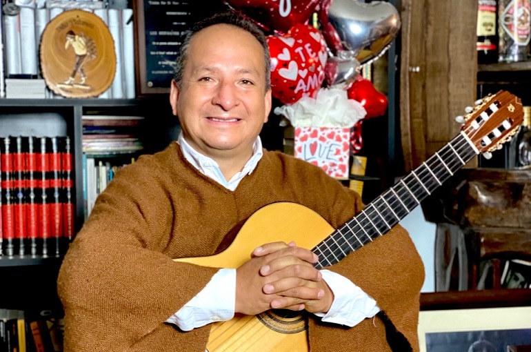 Diosdado Gaitán alista serenata al amor