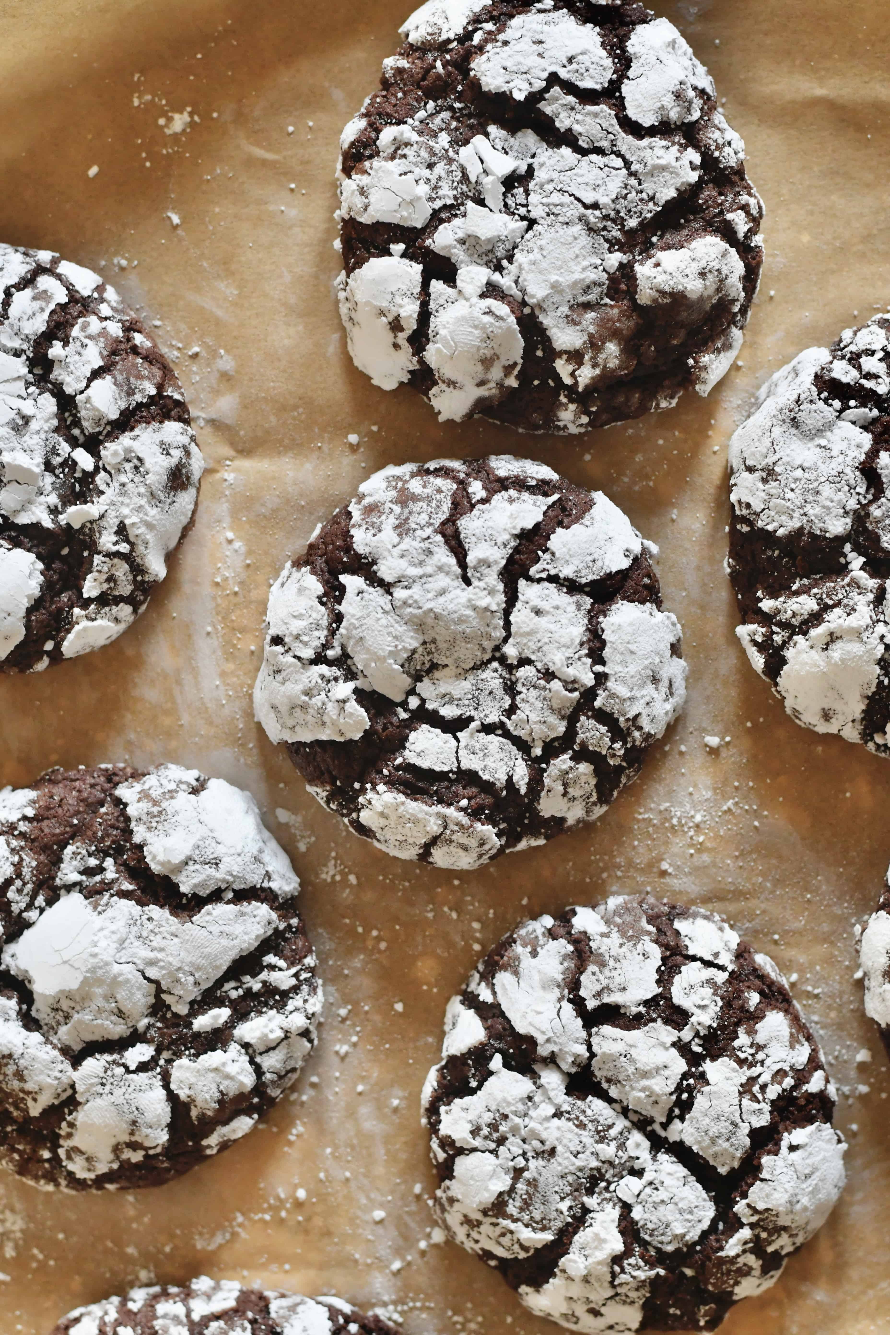 Cooking with Manuela: Best Double-Chocolate Crinkle Cookies