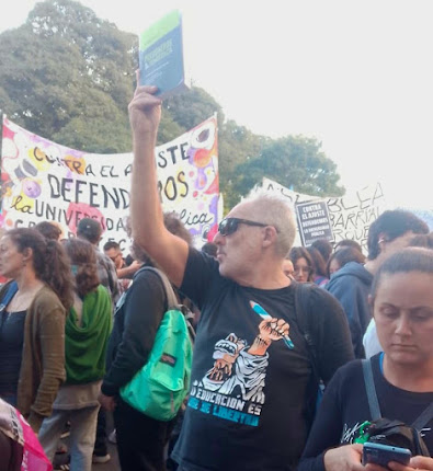 MARCHA EN DEFENSA DE LA UNIVERSIDAD PÚBLICA