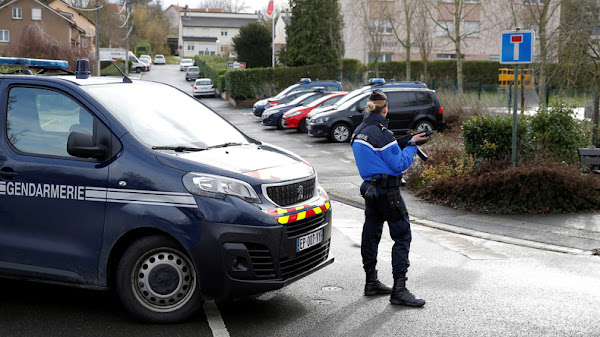 Le maire d'une commune rurale de Normandie agressé en voulant mettre fin à un rodéo urbain