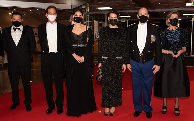 Princess Caroline, Charlotte Casiraghi, Andrea Casiraghi and Tatiana Santo Domingo. Antonio Gades Company. Placido Domingo. Chanel gown