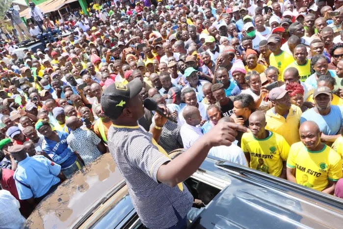 William Ruto addressing members of the public in Likuyani during his three-day visit of the Western Kenya region.