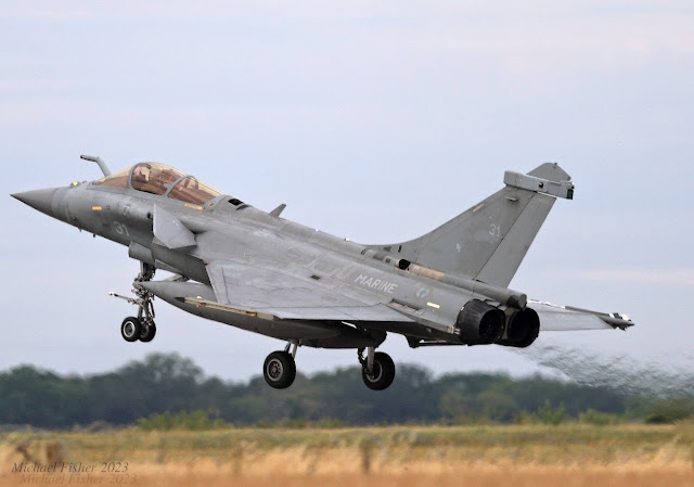 312 Rafale French Navy Lands safely