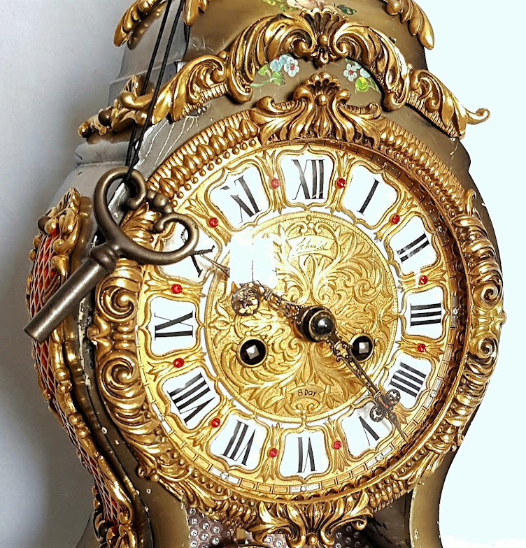 El Reloj Antiguo XVI