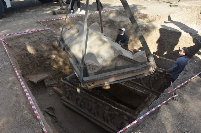 Two Roman-era sarcophagi found in northwestern Turkey