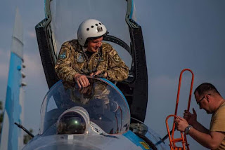 Oleksandr Oksanchenko was killed in the air fight. 


Oleksandr Oksanchenko was killed in the air fight. He deflected the enemy aviation on himself…


He was an idol for aviators from the whole world… the Ukrainian, who became the best fighter-pilot in the world... 