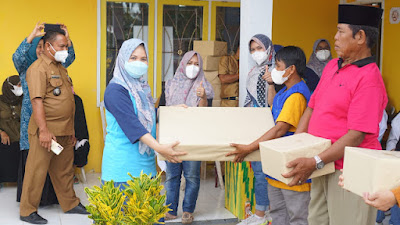 PIA DPRD Kabupaten Wajo Lakukan Giat Vaksinasi Gratis dan Pengobatan di Desa Palippu