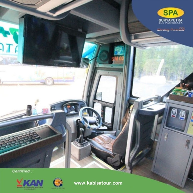 Medium Bus pariwisata surya putra spa premium class 35 seat