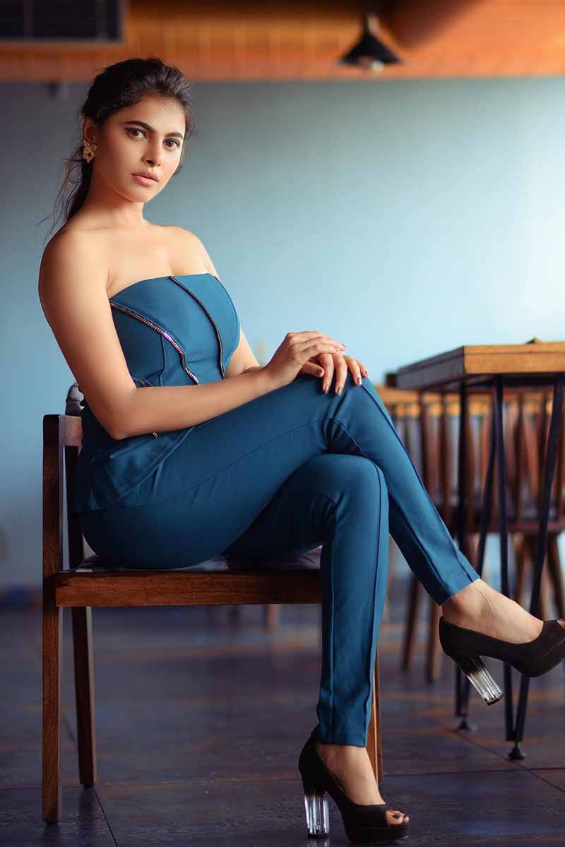 Actress Pavana Gowda Latets Hot Photos