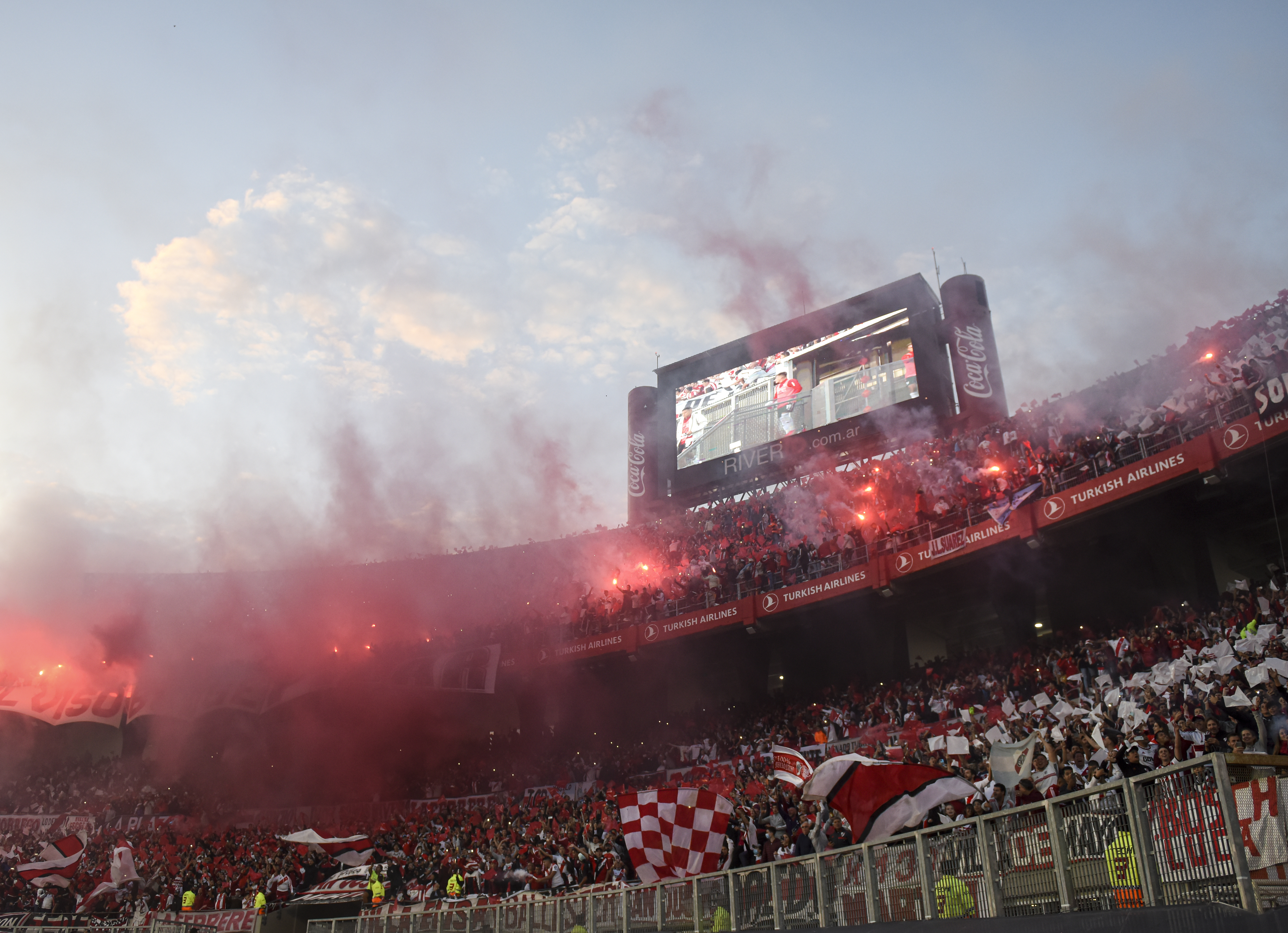 GALERÍA: Las mejores fotos del superclasico en el Monumental