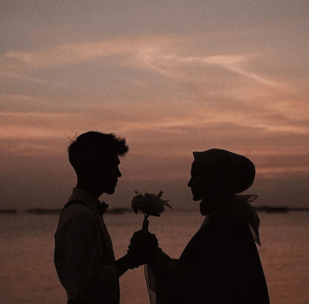 Gambar Orang Pacaran Romantis Bikin Baper