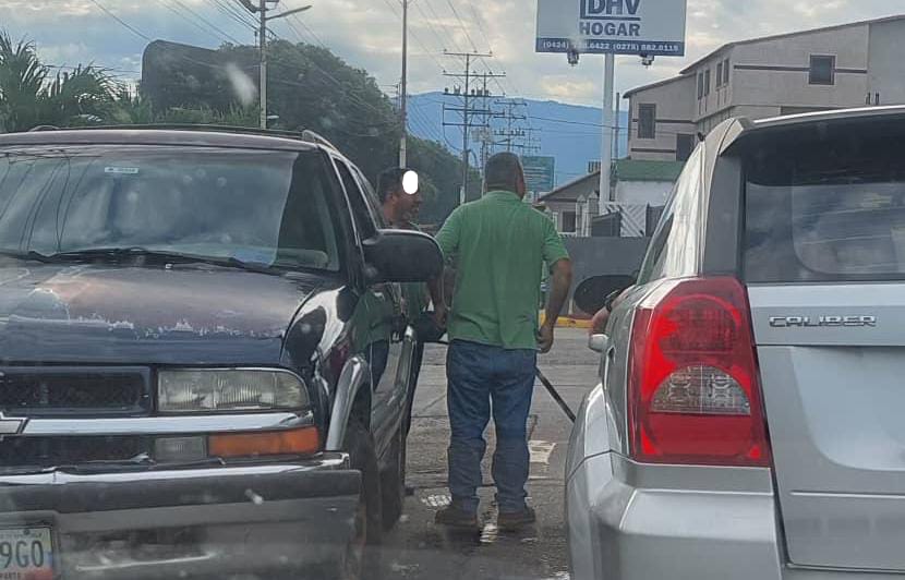 Protestan irregularidades en estación de gasolina de El Vigía