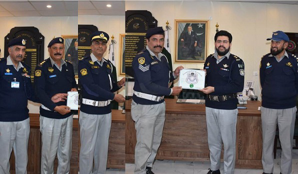 محکمانہ سزا و جزا ءکا عمل جاری رہے گا،اچھی کاردکردگی کو سراہا جائے گا جبکہ ناقص اور غیر تسلی بخش کاردکردگی کا مظاہرہ کرنیوالے افسران و جوانوں کے خلاف سخت محکمانہ کارروائی عمل میں لائی جائیگی،چیف ٹریفک سرفراز ورک