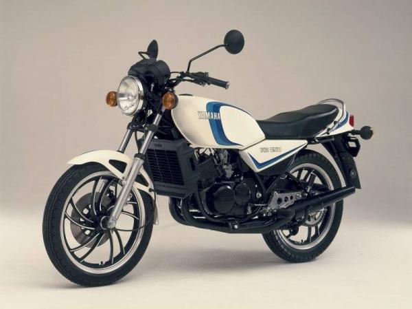 1.Yamaha RD250 (1972-1979)       The 1970s was the era when the Yamaha RD250 was the most popular. The car itself has 30 BHP of horsepower ever. In the 70's it was the fastest car of the era.      2.Yamaha RD250LC (1980-1982)    At that time, the Yamaha RD250LC was the favorite of the media ever. It is a car that can be called a pilot with a liquid cooling system, a mono-choke rear shock.      3. Suzuki RG250 Gamma (1983-1987)    It is a car that has been adapted from the RG500 Gamma by the car at 45 horsepower. The car itself also comes with a pair of discs. And coming out of the design, it also comes in GP form, ultra-light aluminum frame, Full Floater rear shock.     4.Kawasaki KDX200 (1983-2006)    At that time, the legal Euduro was called very few, with the Kawasaki KDX200 being a combination of strength and power. and actually works Plus the price is not strong as well.     5. Yamaha SDR200 (1987-1992)    It is a car that has been nicknamed The Whippet. It is a car that shows that it shoots slimmer, the better the weight of the car is only 105 kilograms. The engine's performance per weight is called strong.     6. Yamaha TDR250 (1988-1993)    It is another lightweight car. and has 46 horsepower, plus the car itself also comes in style Adventure, but unfortunately it's not a very good car. Because the use of the car is quite limited.      7. Gilera CX125 (1991)    It's a 125 cc car, but it has 30 BHP of horse power. The car is also distinguished by the front wheels. and rear wheels as well      8. Aprilia AF1 125 Sport Pro (1992-1993)    The car is equipped with a front shock absorber Up-Side Down brakes from Brembo. The car comes with 33 BHP horsepower, water-cooled engine.      9. 1992-1999 Cagiva Super City 125    It is a car with 30 BHP horsepower. The car uses high-grade materials, making the car quite expensive. In addition, the car itself also comes in a strange shape that someone else is friends with.      10. Honda NSR250 [MC28] (1996)    Must admit that from the past to the present, the Honda NSR250 is a car that has a strong current ever. with a unique Pro Arm rear wheel Dual disc front brakes It also comes with strength. Therefore, it is a car that is worth collecting a lot.