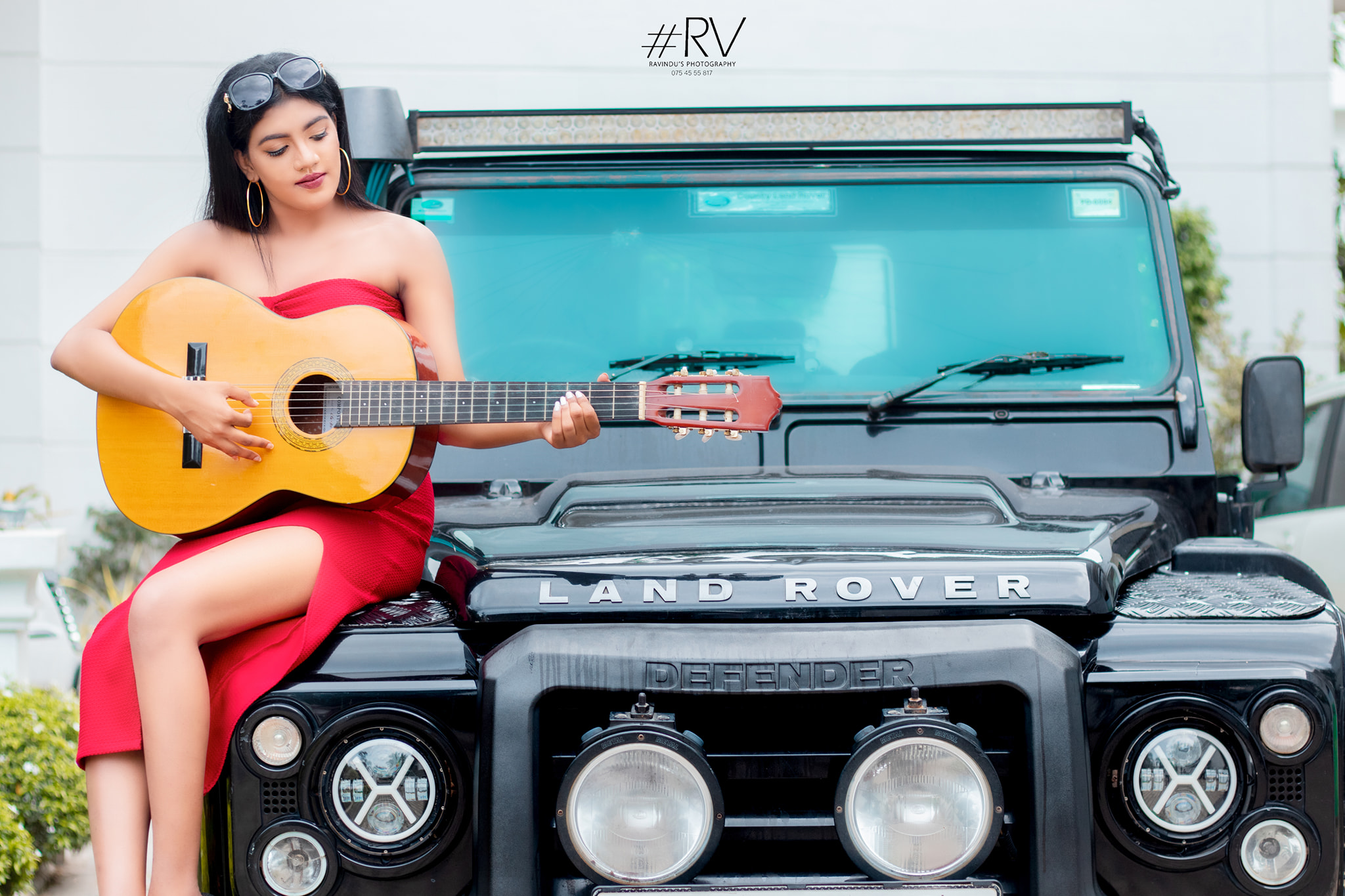 hot models Defender lovers #RV photography
