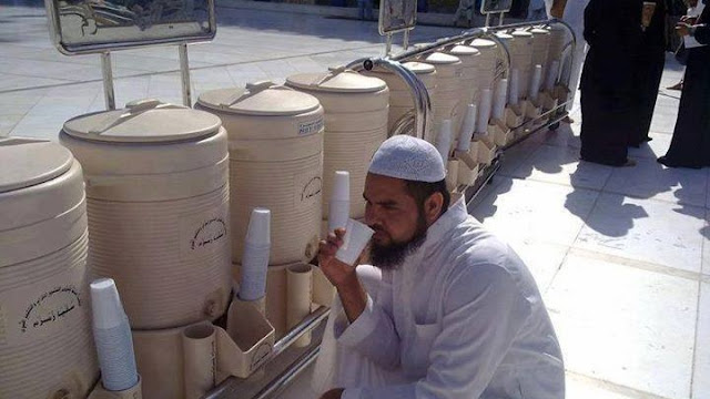 Wow Mencengangkan Ini Dia Fakta Paling Menakjubkan Keajaiban Air Zam-Zam, Air Yang Tidak Pernah Akan Kering Di Muka Bumi