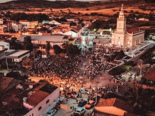 Santana do Cariri Celebra Festa da Padroeira Senhora Santa Ana.