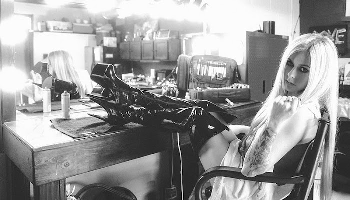 Avril Lavigne confirma que ha grabado dos nuevos discos