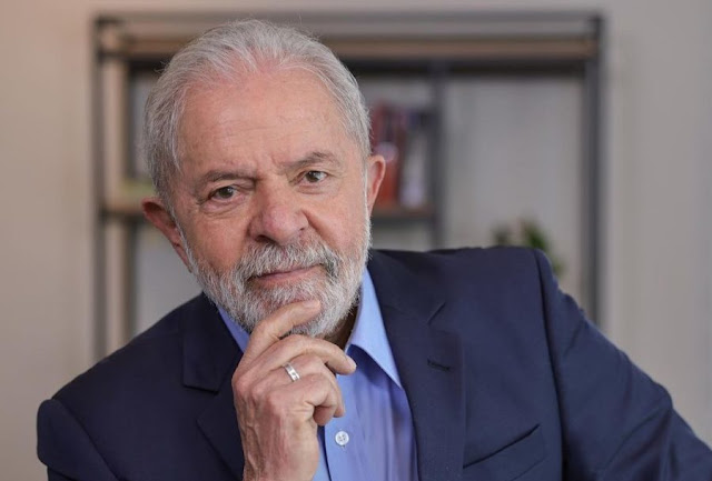 59% dos beneficiários do Auxílio Brasil preferem Lula, diz pesquisa FSB/BTG