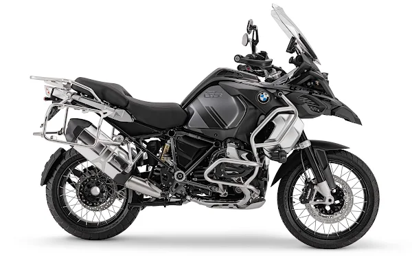 Novas BMW R 1250 GS e Adventure Triple Black 2022